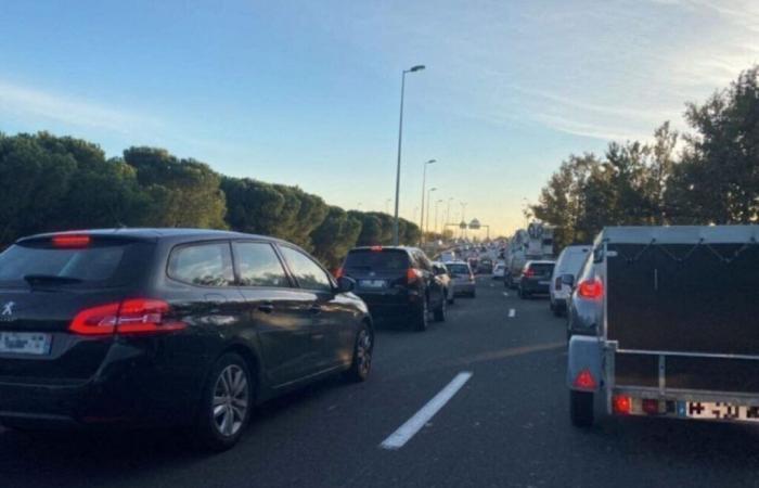 Warum besteht am Donnerstagabend in Toulouse ein besonderes Staurisiko auf der Ringstraße?