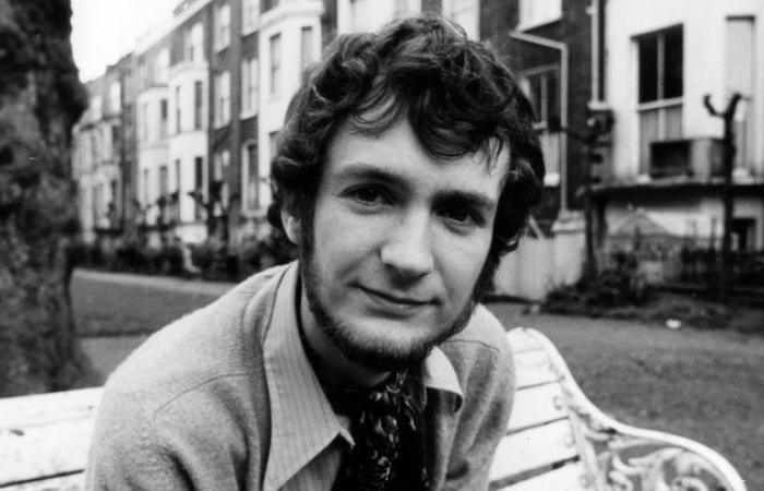 Kenny Everett, Stimme Amerikas, JOE – RadioVisie