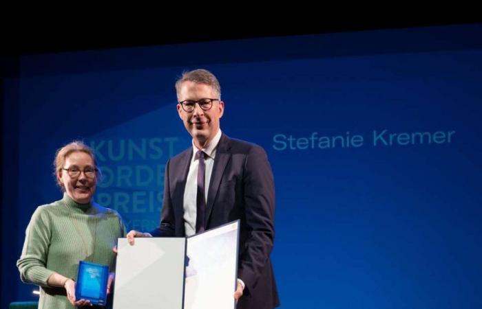 Übersetzerin aus Pöcking erhält Bayerischen Kunstförderpreis