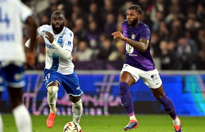 TFC – Saint-Étienne: „Meine Frau beschwert sich ein wenig…“, sagt Toulouse-Innenverteidiger Mark McKenzie