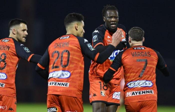 Laval 6. nach seinem Erfolg in Guingamp, Troyes explodiert Martigues, Clermont begrenzt den Schaden