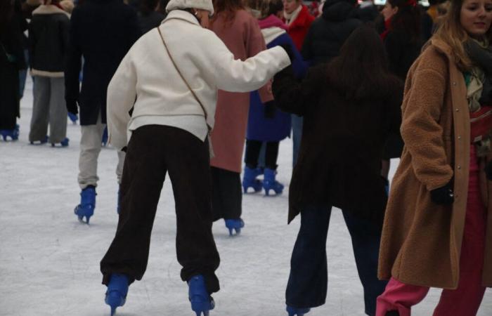 In Paris verzaubert die Rückkehr der riesigen Eisbahn des Grand Palais die Besucher