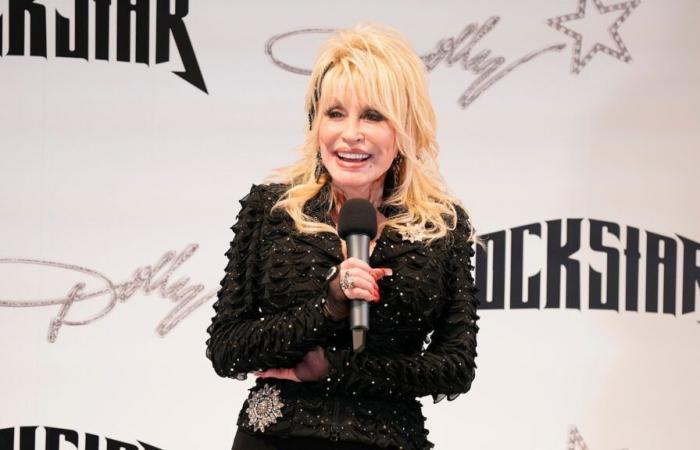 Dolly Parton teilt eine Bitte, die Ehemann Carl Dean schon zu Beginn der Ehe geäußert hatte