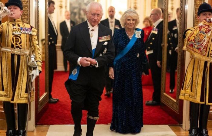 Die Party wich dem Chaos: Die Weihnachtsfeier im Buckingham Palace ging völlig schief …