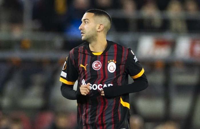 Hakim Ziyech diskutiert mit Stade Rennais