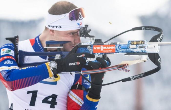 Weltmeisterschaft. Hochfilzen: Im Kampf mit Johannes Boe gerät Emilien Jacquelin mit dem Norweger in Streit, stürzt und lässt ihn entgleiten