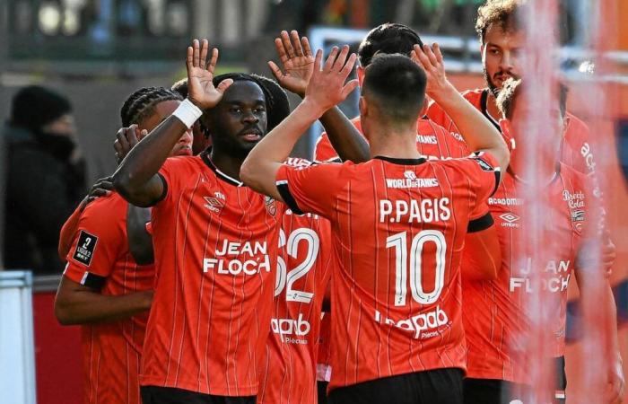 Der FC Lorient ist nach dem Sieg gegen Paris FC endlich Tabellenführer der Ligue 2