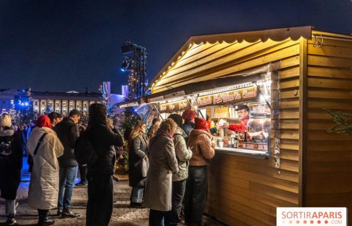 Der Weihnachtsmarkt am Place de la Concorde, der magische Markt gegenüber den Champs-Élysées in Paris