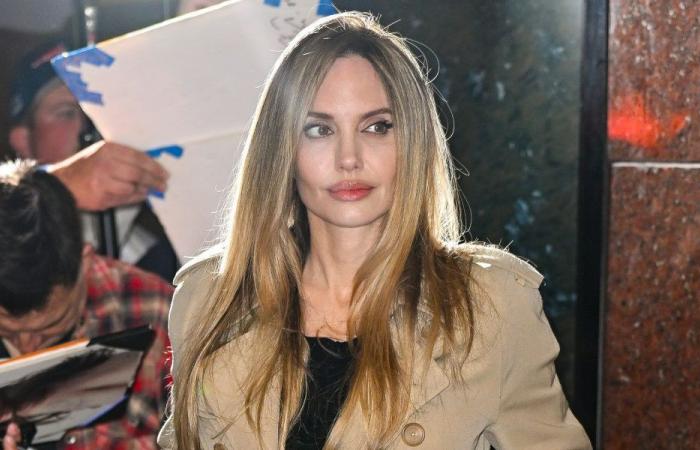 Angelina Jolie „verloren [sa] Stimme“ nach dem Tod seiner Mutter