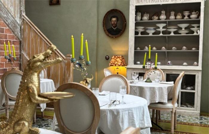 Gönnen Sie sich ein Gourmet-Abendessen im Schein der Kronleuchter dieser historischen Residenz