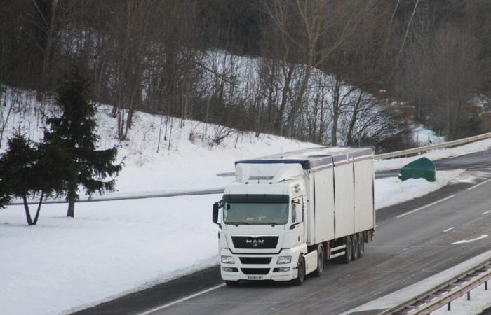 Schlechtes Wetter. Ein Teil der RN88 ist in Lozère für den Schwerlastverkehr gesperrt