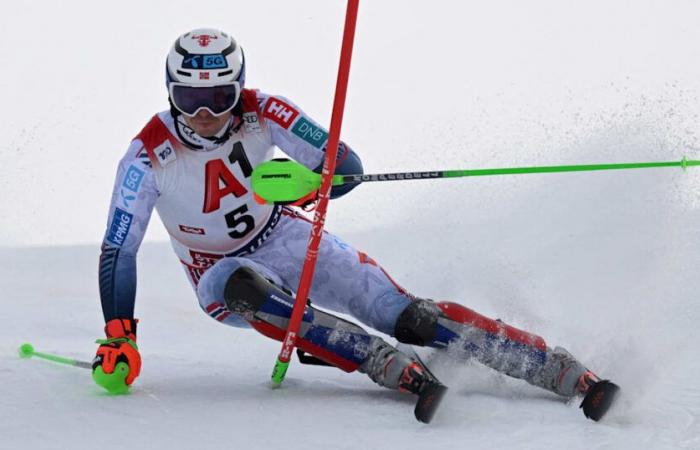 FIS Alpiner Ski-Weltcup 2024/25: Henrik Kristoffersen gewinnt den Slalom von Val d’Isere und baut seine Führung im Gesamtweltcup aus