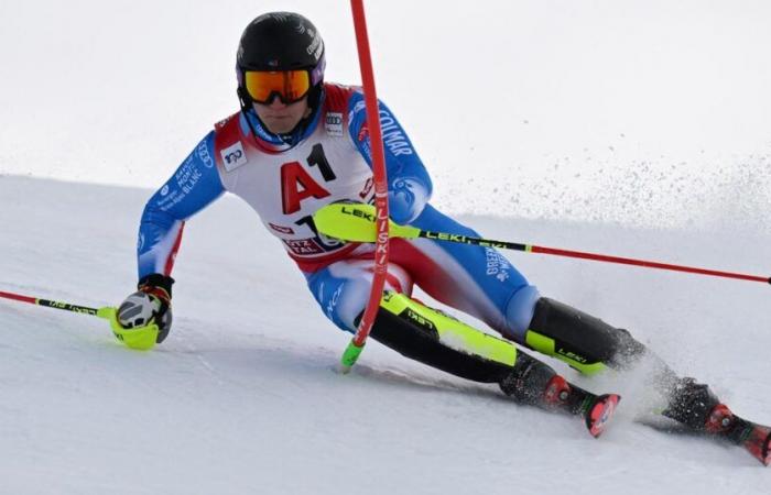 Steven Amiez führt die erste Runde des Val d’Isère-Slaloms an