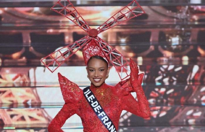 Miss Île-de-France wurde mit einem Kostüm als Hommage an einen berühmten Ort in Paris belohnt