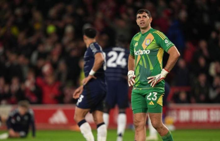 Emiliano Martinez’ surreale Parade gestern mit Aston Villa