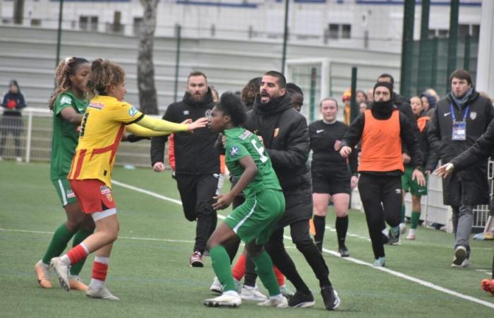 [CDF-F] Allgemeine Schlägerei auf dem Spielfeld während des Spiels RC Lens-Roubaix