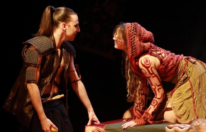 Atemberaubende Frauen aus Troja im Théâtre Indocile in Sion