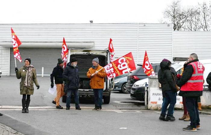 Die Mobilisierung der CGT unterstützt die unbezahlten Mitarbeiter von Montmirail