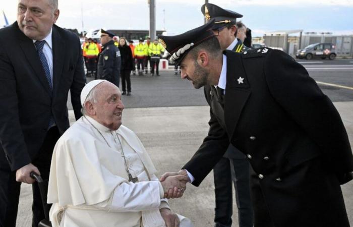 DIREKT. Verfolgen Sie den historischen Besuch von Papst Franziskus auf Korsika, dem ersten Papst, der die Insel besuchte