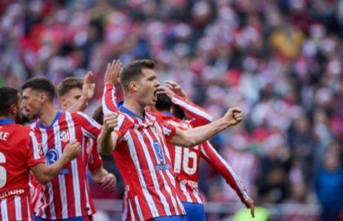 Atlético schließt sich Barça in Führung an