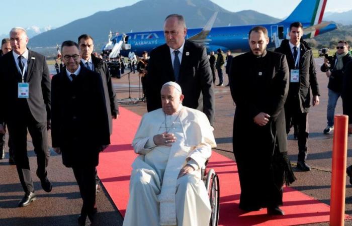 LIVE – „Vielen Dank für diesen Beweis der Zuneigung“: In Ajaccio begrüßt Bruno Retailleau Papst Franziskus bei seiner Ankunft auf Korsika