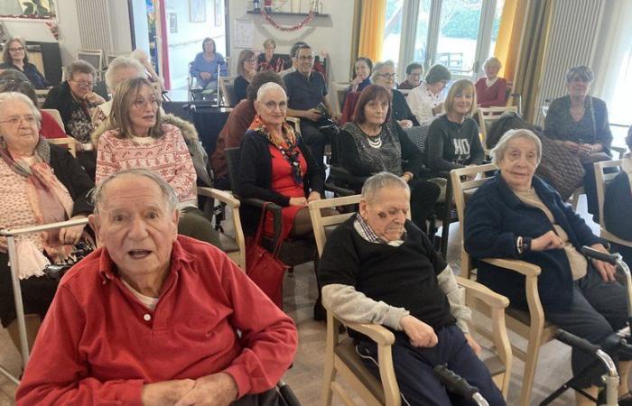 Bram. Vorweihnachtliches Weihnachtsfest im Seniorenheim