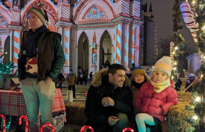 Ein Rückblick auf die einzigartige beleuchtete Traktorenparade in Orléans