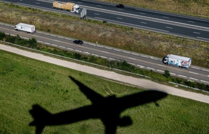 Ein Streik der Fluglotsen führt an diesem Dienstag, 17. Dezember, zu Flugausfällen an mehreren Flughäfen