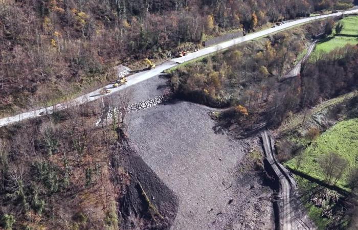 Zwei Monate nach den Überschwemmungen beeindruckende Bilder von den Arbeiten zur Wiedereröffnung der Straße zwischen Frankreich und Spanien