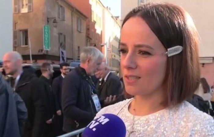 „Intensiv in Emotionen“: Auf Korsika brach Alizée mitten in einem Lied vor Papst Franziskus zusammen