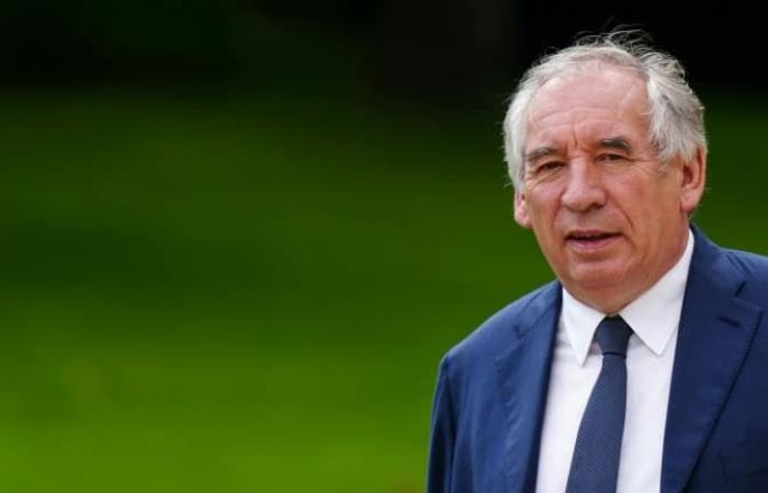 Kann François Bayrou als Premierminister weiterhin Bürgermeister von Pau bleiben?