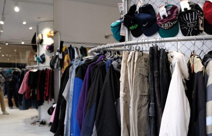 In Rouen finden Sie trendige Secondhand-Läden, in denen Sie einzigartige Kleidung finden