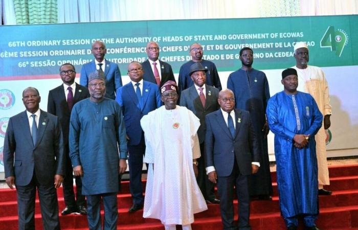 ECOWAS trifft eine wichtige Entscheidung: die Schaffung eines Sondergerichts zur Beurteilung…