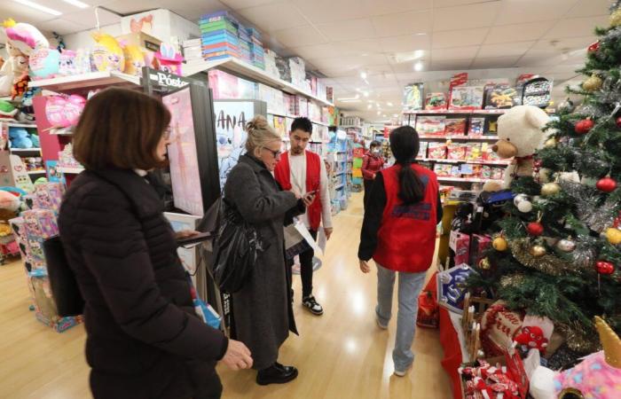 „Abends schlafen wir gut!“, der große Weihnachtsansturm in diesem berühmten Spielzeugladen in Nizza