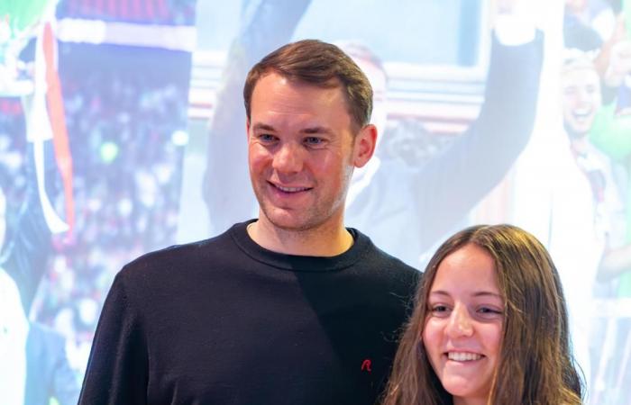 So lief der Fanclub-Besuch von Manuel Neuer