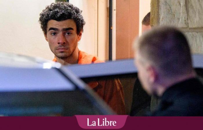 Luigi Mangione, mutmaßlicher Mörder von Brian Thompson in New York, wegen Mordes als „terroristischer Tat“ angeklagt