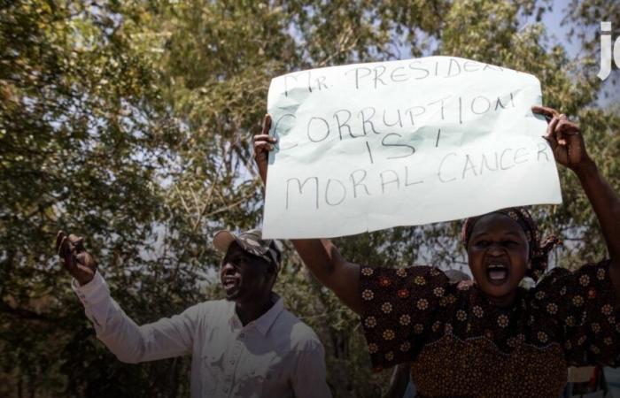 Korruption in Afrika: „Der ehrliche Beamte bezahlt seine Redlichkeit oft mit praktischer sozialer Ausgrenzung“