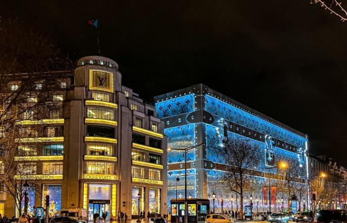 Paris: Droht dem „Riesenkoffer“ von Louis Vuitton auf den Champs-Élysées eine rechtliche Bedrohung?