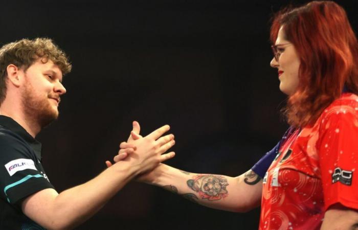 Darts-Weltmeisterschaft: Noa-Lynn van Leuven besiegt Kevin Doets beim historischen Debüt im Alexandra Palace | Darts-Nachrichten