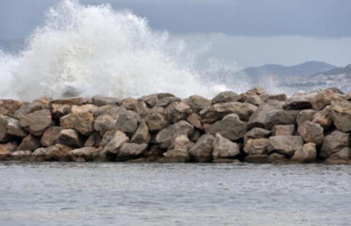 Starker Sturm im Ärmelkanal, gefolgt von einem Sturm im Mittelmeer