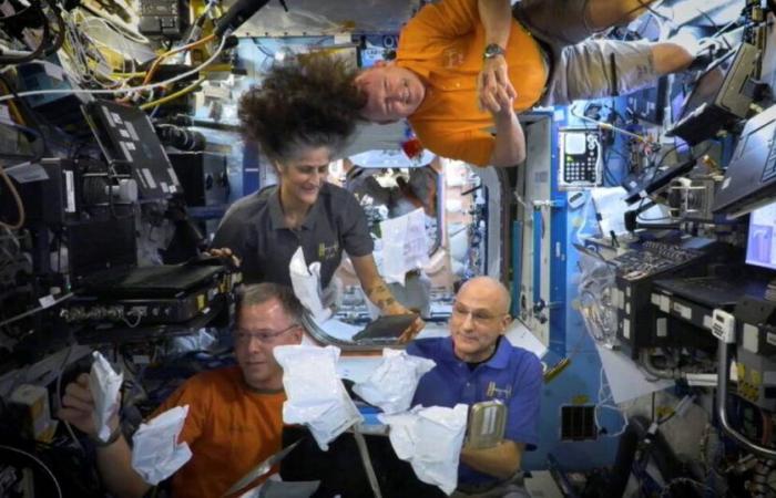 Die beiden amerikanischen Astronauten, die seit Juni auf der ISS festsitzen, werden nicht vor „Ende März“ 2025 – Befreiung – zurück sein