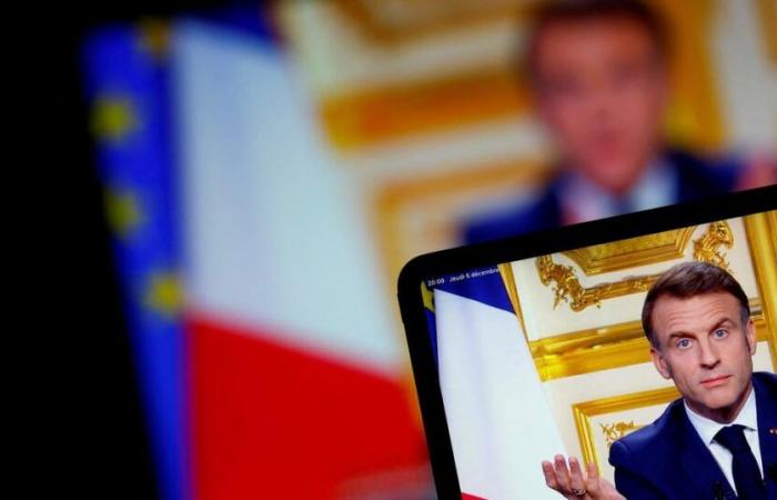 Für Emmanuel Macron das langsame Gift der Rücktrittsforderungen