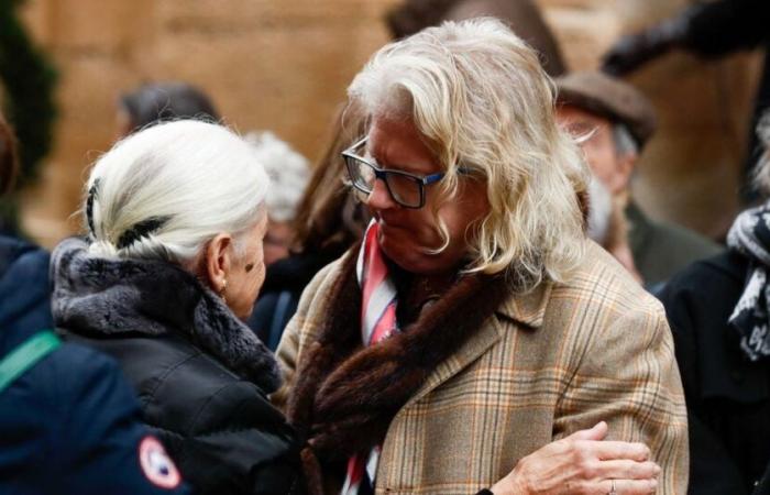 Michel Barnier, Pierre Jean-Chalençon, Edouard Balladur… Die Persönlichkeiten versammelten sich in Paris, um zusammen mit seiner Witwe das Andenken an Alain Pompidou zu ehren