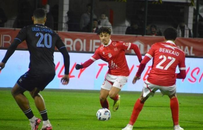 Fußball: Vor Lille hat der FC Rouen den Wind im Pokal