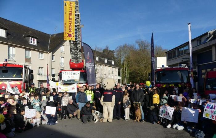 Für den Telethon liefen diese Feuerwehrleute 100 km in Eure