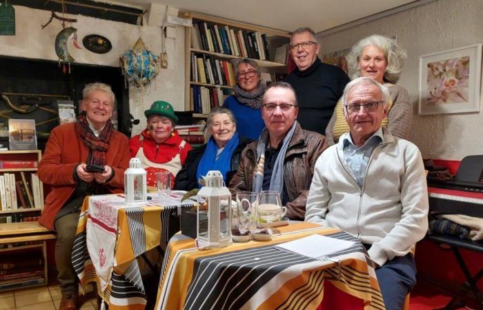 In diesem Dorf in der Orne eröffnen die Bewohner angesichts des Verschwindens von Geschäften ein Café