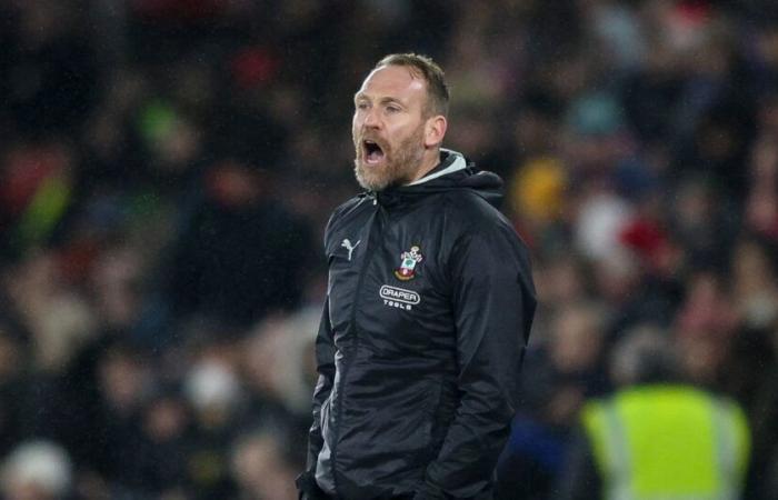 Southampton-Trainer Simon Rusk reagiert auf die Red-Card-Vorwürfe von Liverpool, nachdem er „nur einen Blickwinkel gesehen“ hat