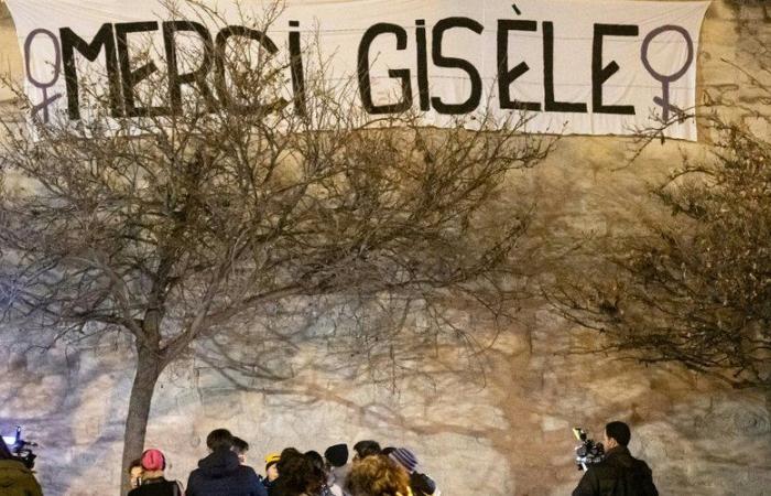 DIREKT. Mazan-Vergewaltigungen: „Danke, Gisèle“, vor dem Urteil schwebte in Avignon ein Banner für denjenigen, der „aus Scham die Seite wechseln wollte“