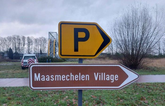 Verdächtiges Paket in der Nähe des Dorfes Maasmechelen entpuppt sich als Fehlalarm: Armee lässt versehentlich gefälschten Sprengstoff zurück (Inland)