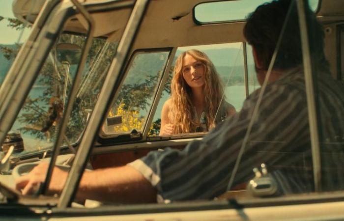 „Virgin River“ Staffel 6 erzählt die Hintergrundgeschichte von Mels geliebter Mutter Sarah – Lernen Sie Jessica Rothe kennen, die sie in Rückblenden spielt